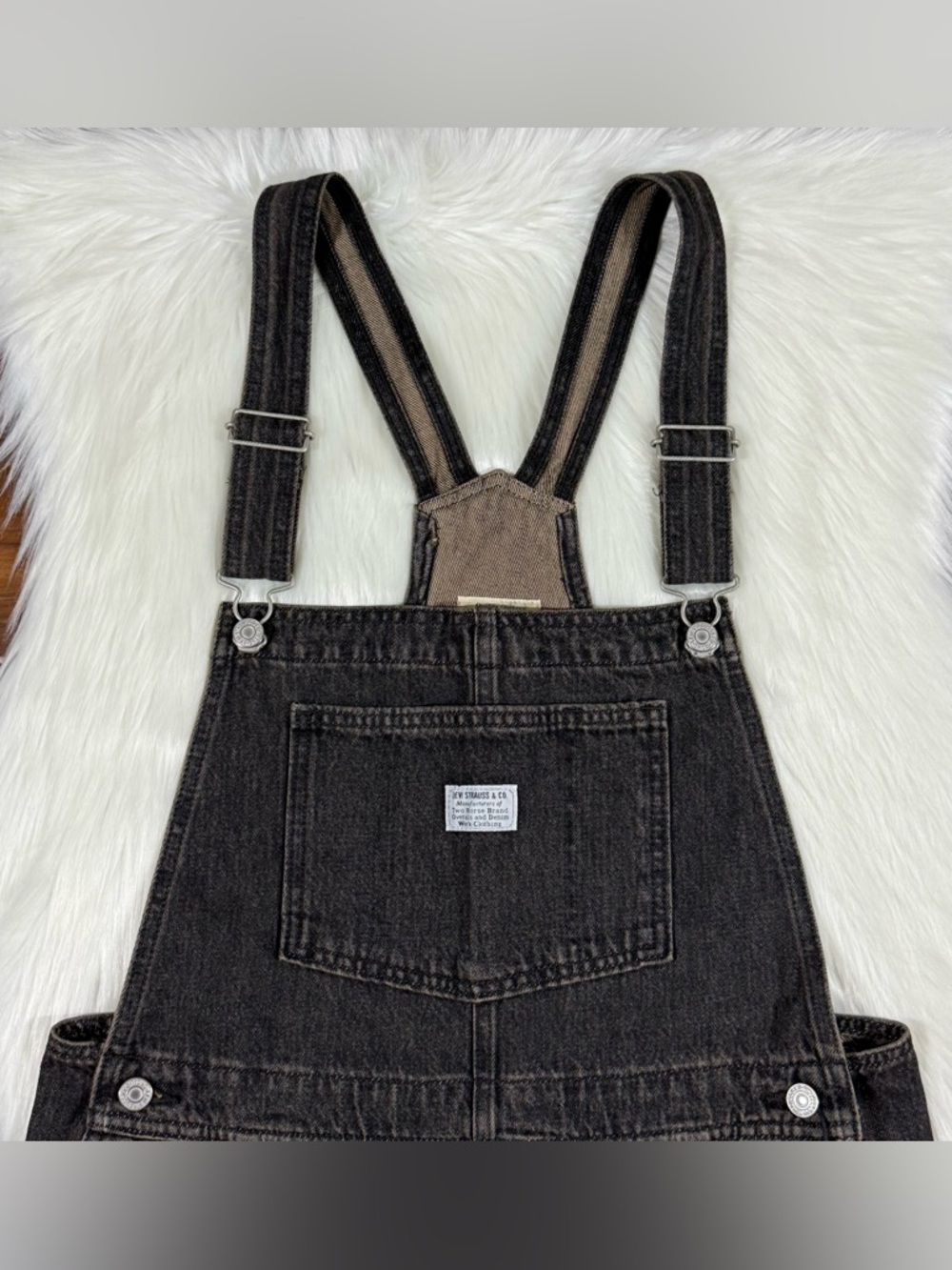 Levi's Women's Size Medium Live Wire Vintage Overall Shortalls - Picture 2 of 11